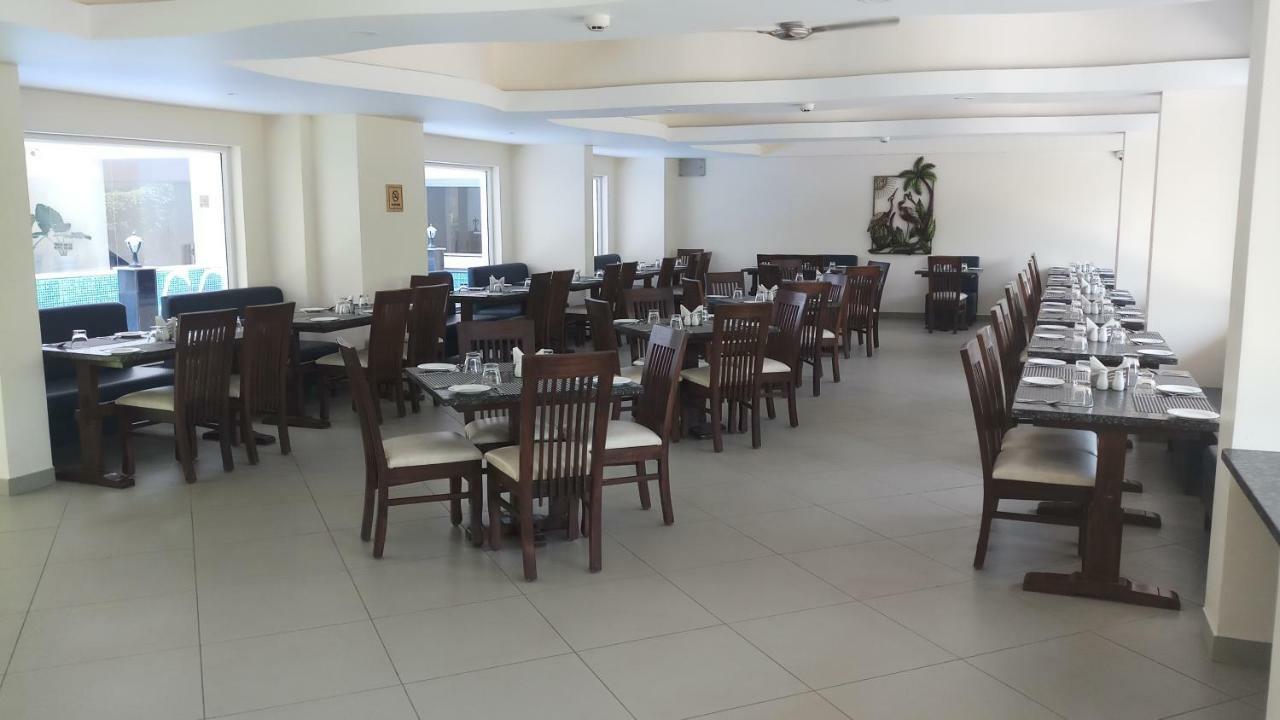 Regenta Central North Goa, Arpora Extérieur photo