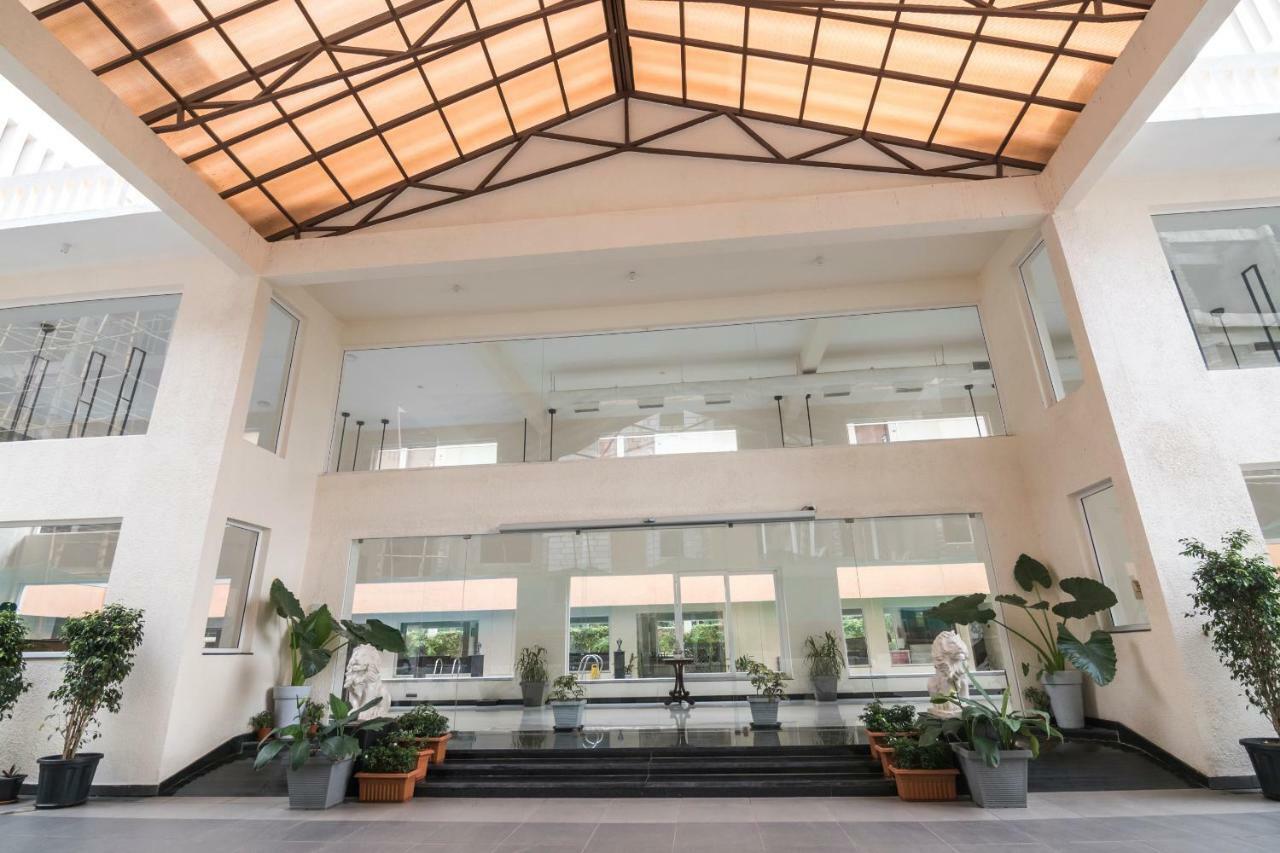 Regenta Central North Goa, Arpora Extérieur photo