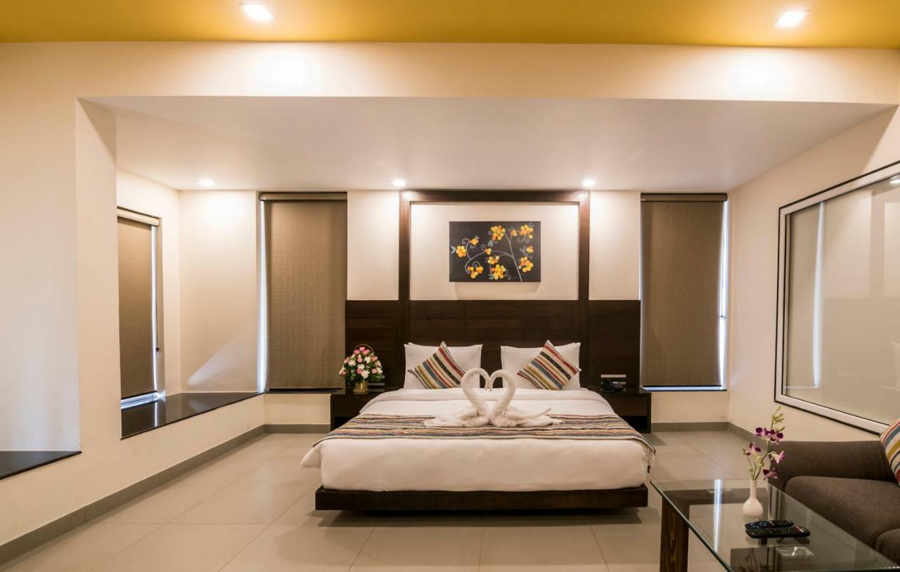 Regenta Central North Goa, Arpora Extérieur photo
