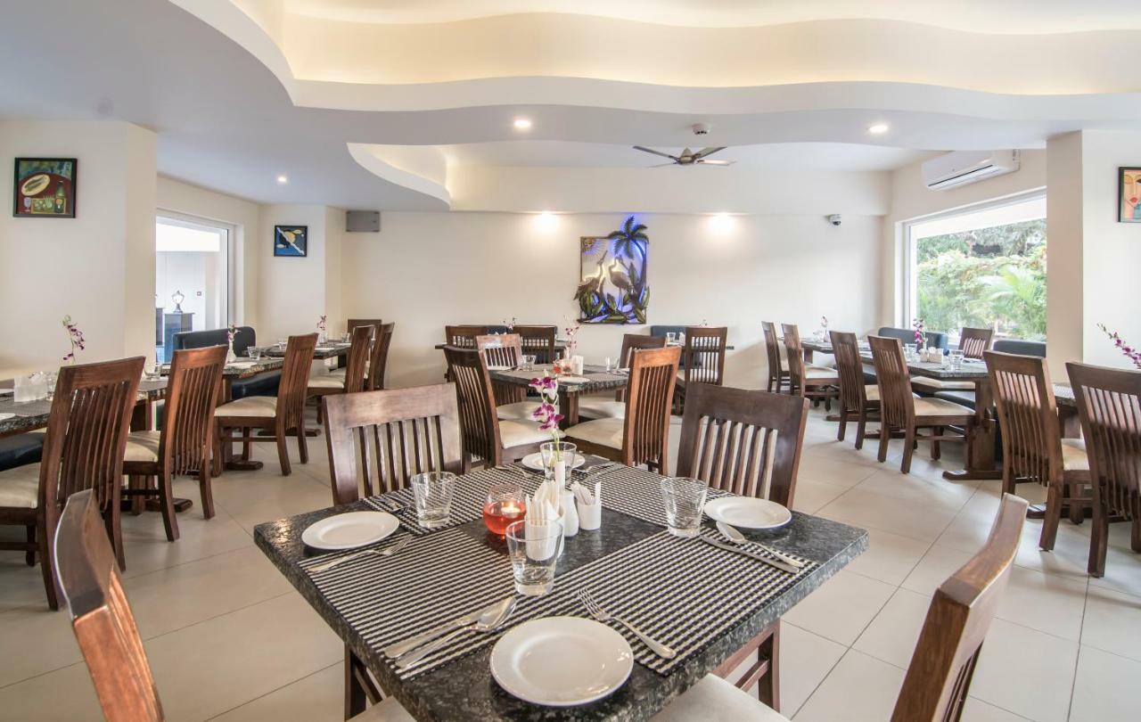 Regenta Central North Goa, Arpora Extérieur photo